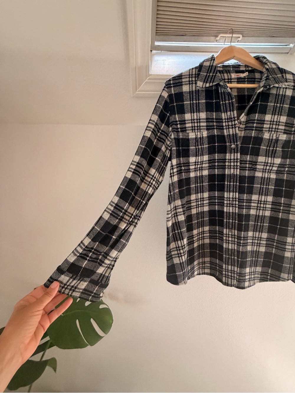 Faherty Legend Navy & White Plaid Button-Up Shirt